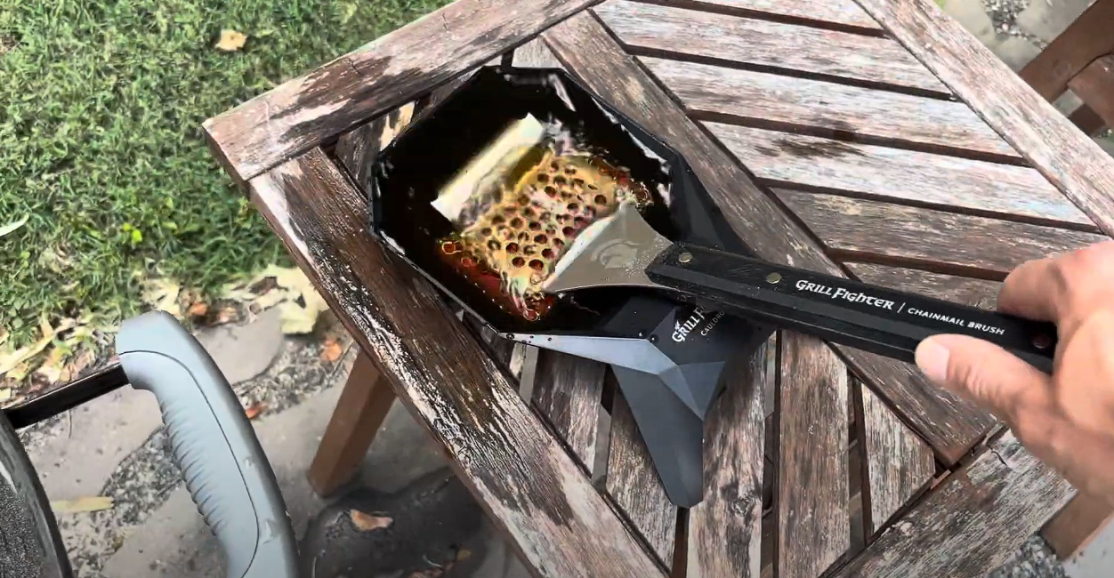 Steam Cleaning with the Grill Cauldron
